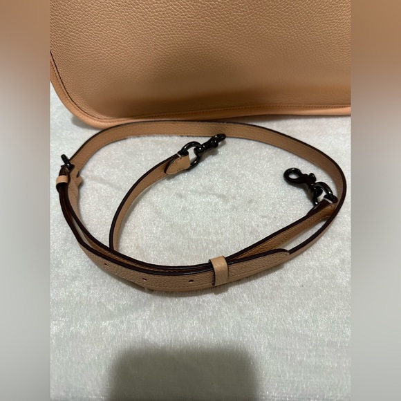 EUC Coach Tyler Caryall all leather tote - Picture 9 of 12